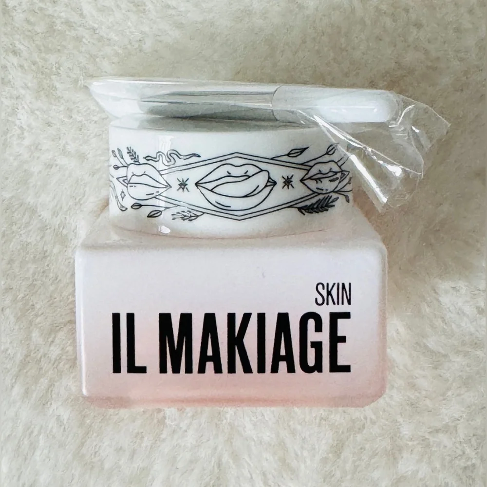IL MAKIAGE Skin Hydrating Cream - Peach and White Jar